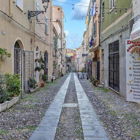 Appartamento Amethyst Attic In Old Town By Sea Alghero Esterno foto
